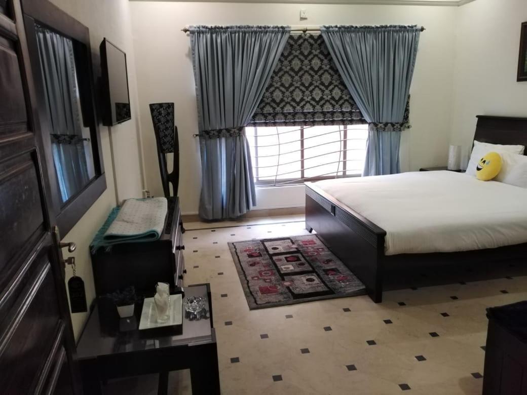 Mulberry Residence Luxury Rooms Islamabad Buitenkant foto