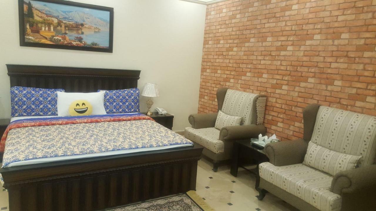 Mulberry Residence Luxury Rooms Islamabad Buitenkant foto
