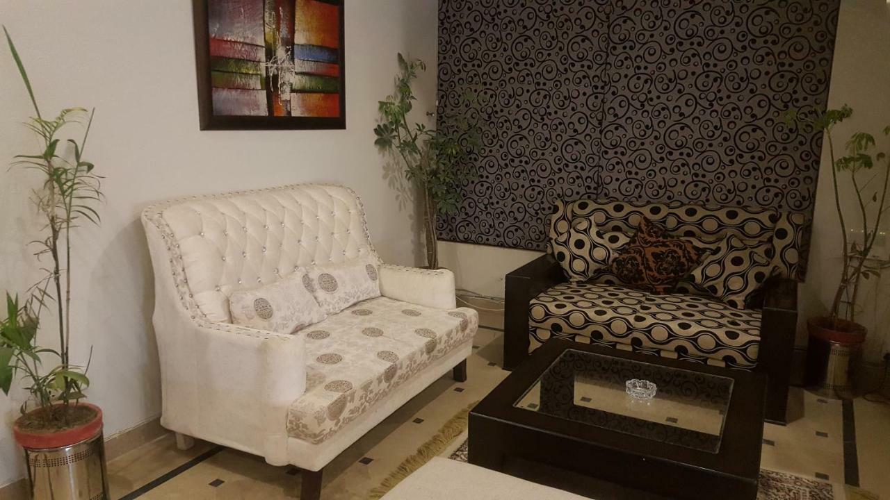 Mulberry Residence Luxury Rooms Islamabad Buitenkant foto